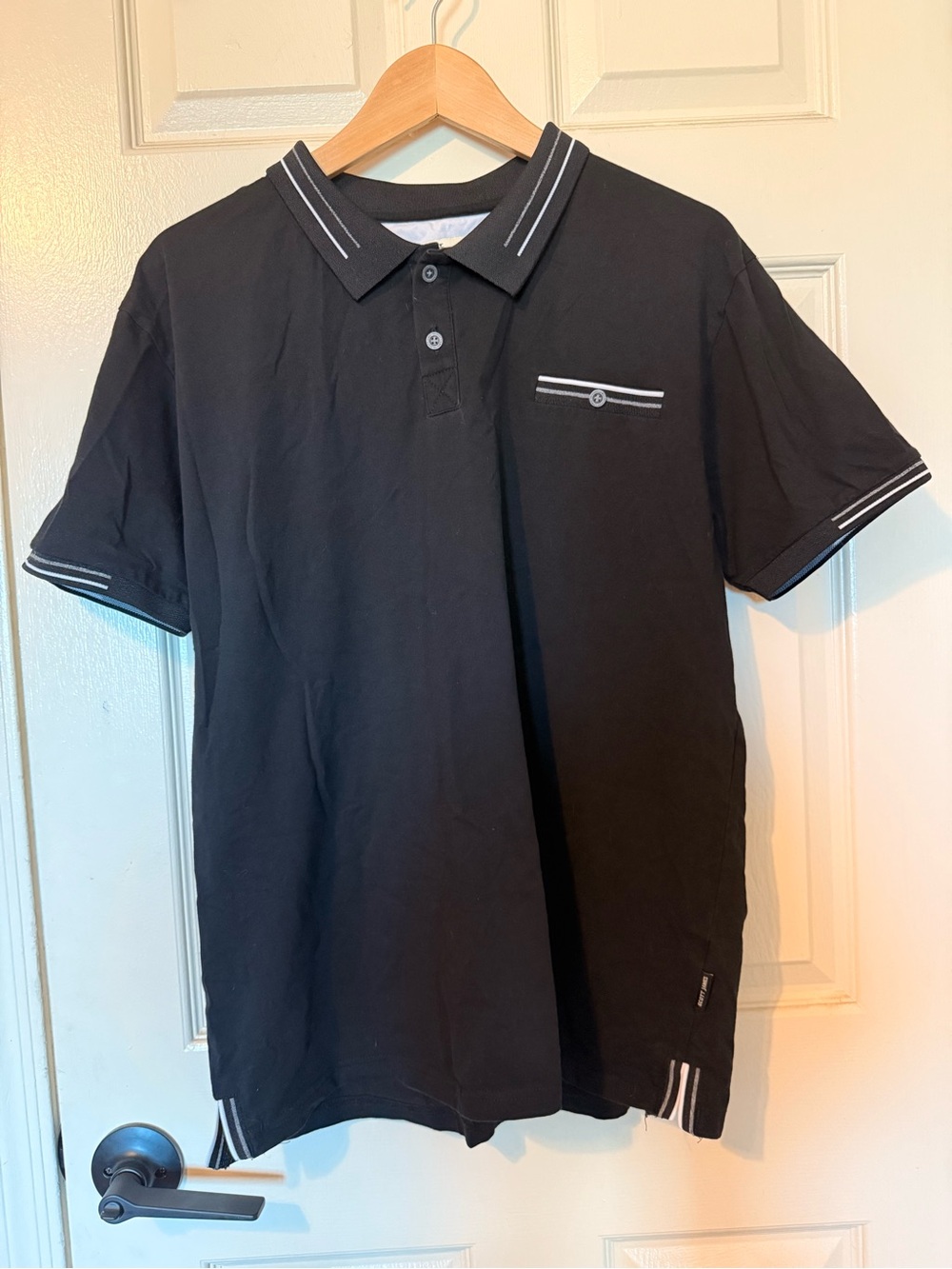 Men's Navy Polo with Contrast Trim and Pocket Accento